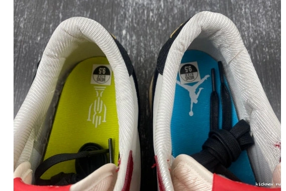 Away FN0432-100 Room Retro Low Jordan OG Trophy 1 0513